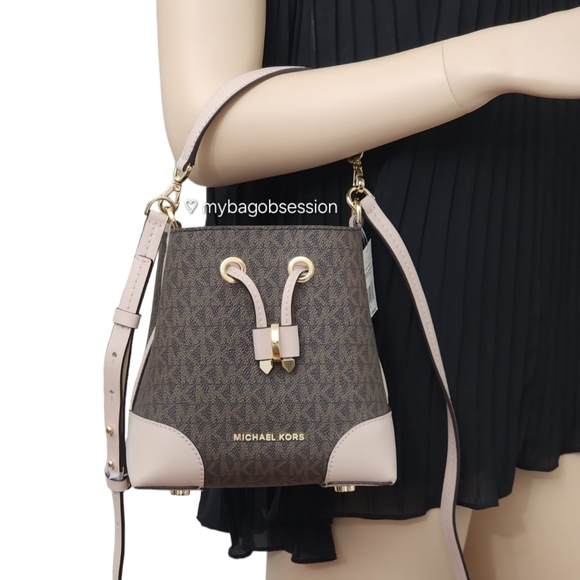 Michael Kors Mercer Logo XS Bucket Crossbody - Picture 1 of 11